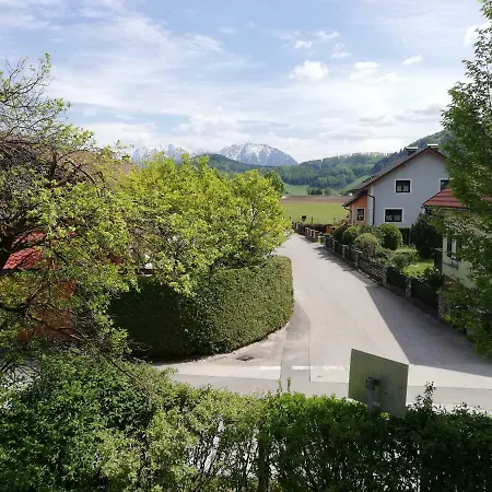 Heiligenkreuz شقة